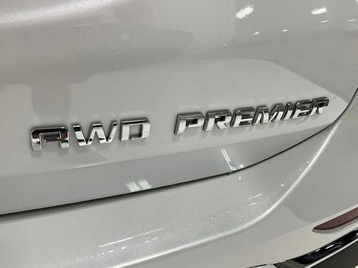2020 Chevrolet Equinox Premier w/2LZ