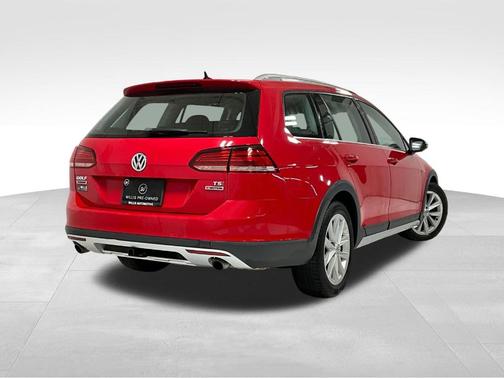 2018 Volkswagen Golf Alltrack TSI S