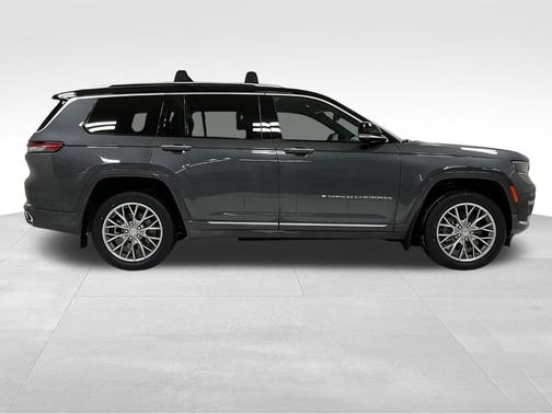 2022 Jeep Grand Cherokee L Summit