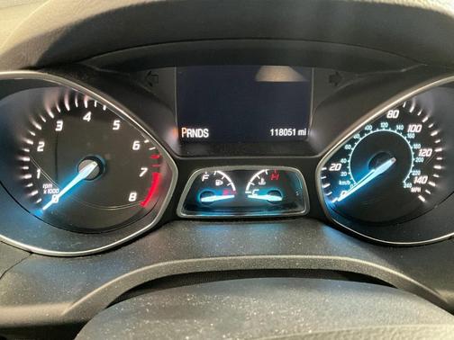White 2013 Ford Escape SE