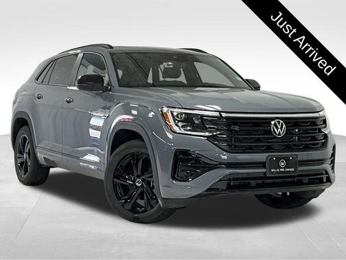 2025 Volkswagen Atlas Cross Sport 2.0T SEL R-Line Black