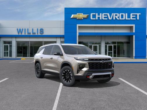 Sandstone Gray 2026 Chevrolet Traverse Z71