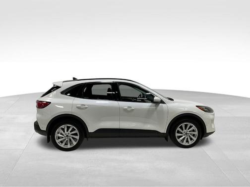 2021 Ford Escape Titanium