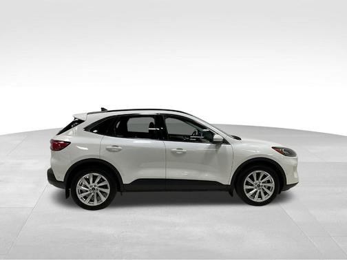 2021 Ford Escape Titanium