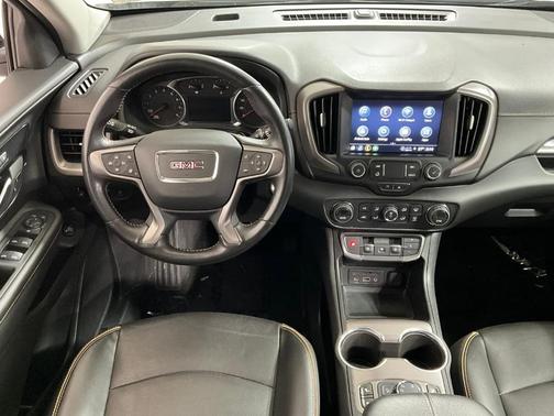2022 GMC Terrain AT4