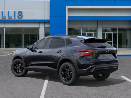 Mosaic Black Metallic 2026 Chevrolet Trax LT