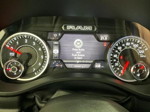 2025 RAM 1500 Big Horn/Lone Star