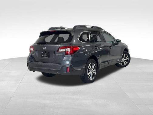 Magnetite Gray Metallic 2018 Subaru Outback 2.5i Limited