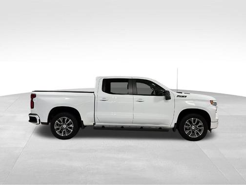 Summit White 2023 Chevrolet Silverado 1500 RST