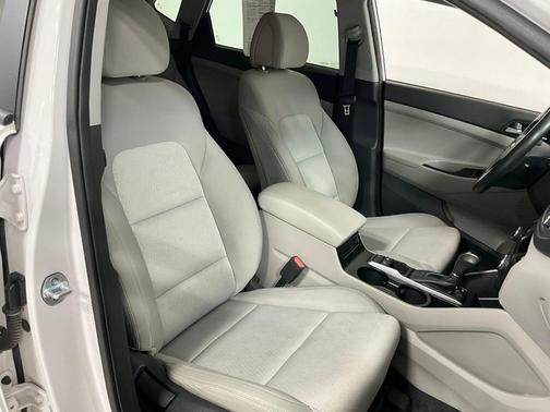 2016 Hyundai TUCSON Sport