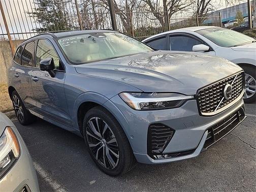 2023 Volvo XC60 Plus