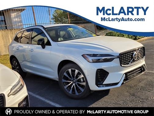 2025 Volvo XC60 B5 Plus