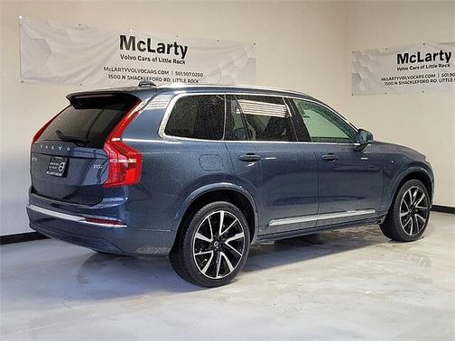 2023 Volvo XC90 Plus
