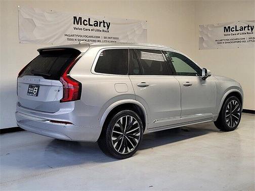 2025 Volvo XC90 Plus