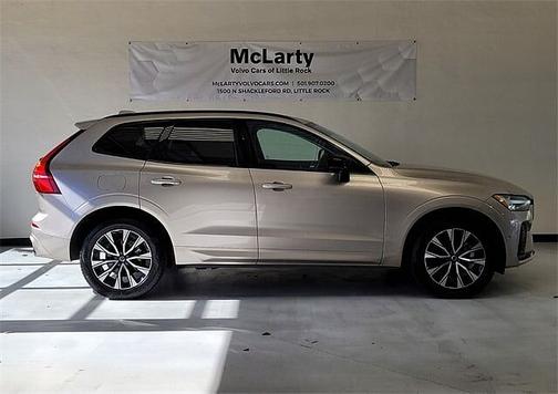 2025 Volvo XC60 Plus