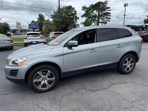 2011 Volvo XC60 T6