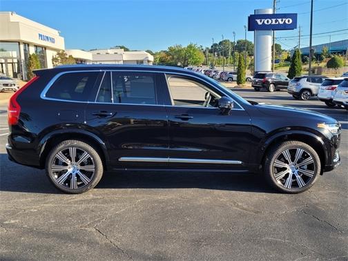 2025 Volvo XC90 Plug-In Hybrid T8 Plus 6-Seater