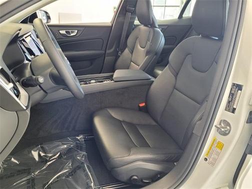 2025 Volvo S60 B5 Core