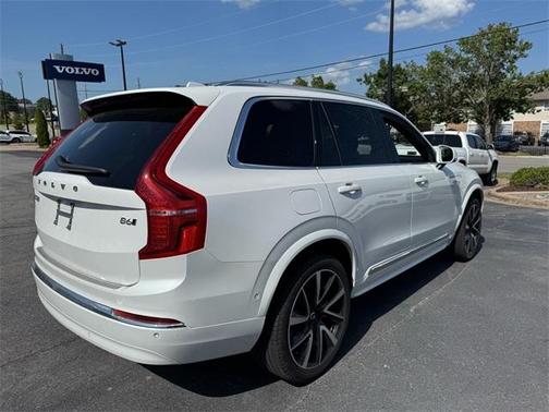 2024 Volvo XC90 B6 Ultimate Bright Theme 7-Seater