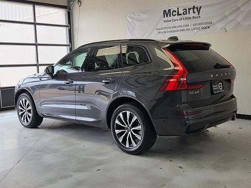 Platinum Grey 2024 Volvo XC60 Plus