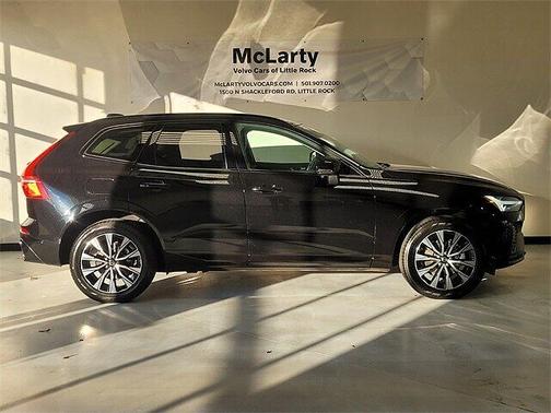 2025 Volvo XC60 Plus