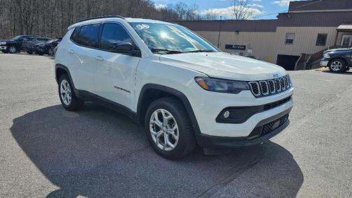 White 2024 Jeep Compass Latitude