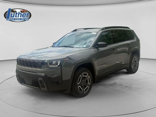 Sting Gray Clearcoat 2026 Jeep Cherokee LAREDO/LIMITED