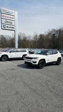 White 2020 Jeep Compass Latitude