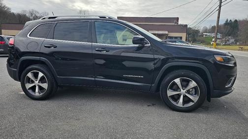 Black 2020 Jeep Cherokee Limited