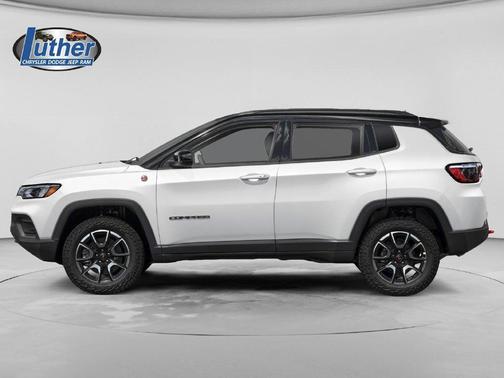Bright White Clearcoat 2025 Jeep Compass Trailhawk