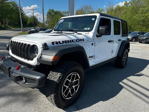 Bright White 2024 Jeep Wrangler Rubicon
