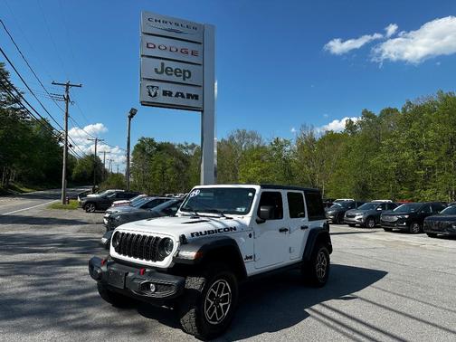 Bright White 2024 Jeep Wrangler Rubicon