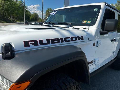 Bright White 2024 Jeep Wrangler Rubicon