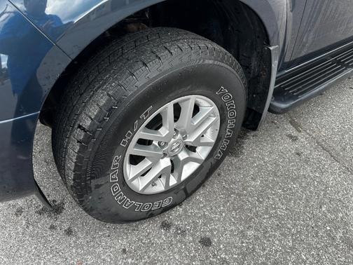 Arctic Blue Metallic 2015 Nissan Frontier SV