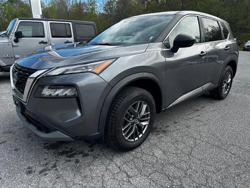 Gun Metallic 2023 Nissan Rogue S