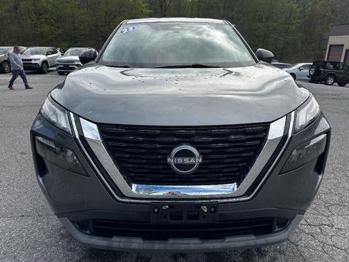 Gun Metallic 2023 Nissan Rogue S