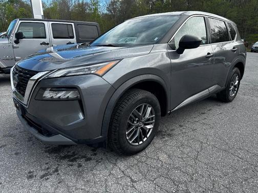 Gun Metallic 2023 Nissan Rogue S