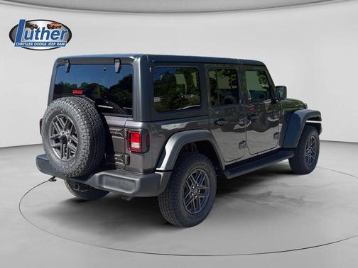 Granite Crystal Clearcoat Metallic 2026 Jeep Wrangler Sport