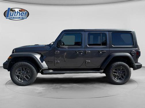 Granite Crystal Clearcoat Metallic 2026 Jeep Wrangler Sport