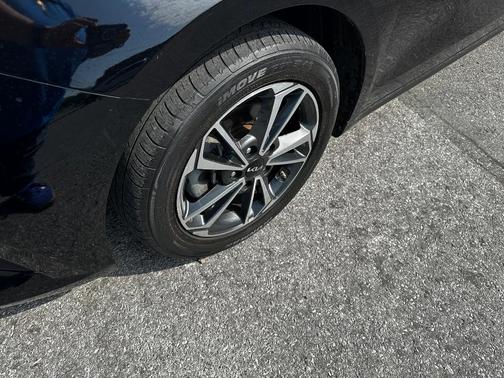 Black 2022 Kia Forte
