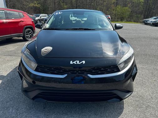 Black 2022 Kia Forte