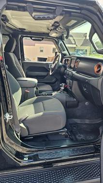 Black 2023 Jeep Gladiator Mojave