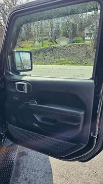 Black 2023 Jeep Gladiator Mojave