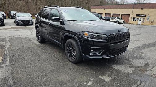 2023 Jeep Cherokee Altitude Lux