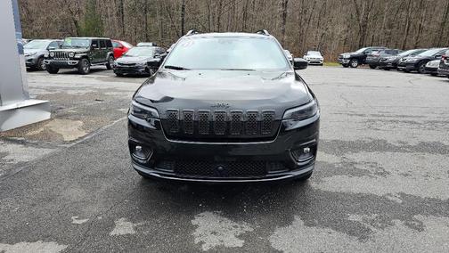 2023 Jeep Cherokee Altitude Lux