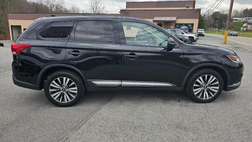 2019 Mitsubishi Outlander