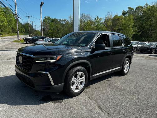 2023 Honda Pilot LX