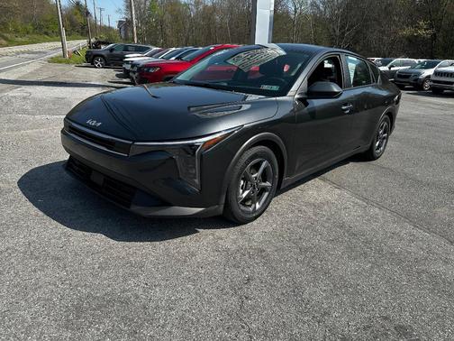2025 Kia K4