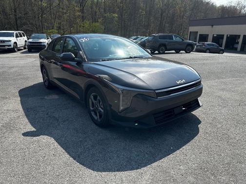 2025 Kia K4