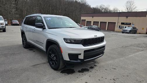 Silver Zynith 2024 Jeep Grand Cherokee L Laredo
